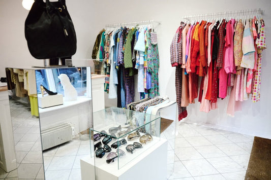 The Timeless Appeal: Exploring the Values of Buying Vintage Clothing - WILDE