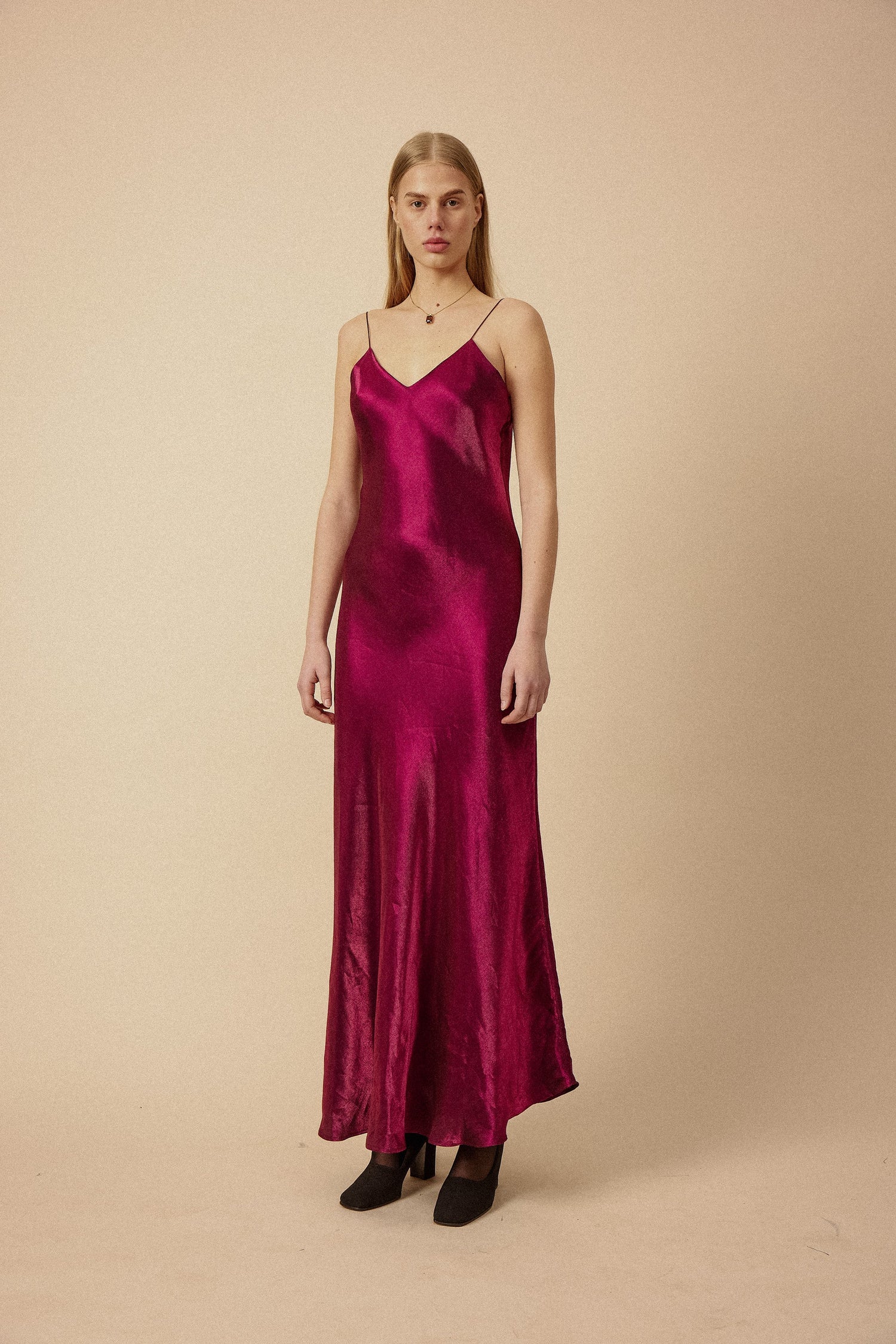 Dresses & Skirts: Discover Your Signature Style with Modern Flair