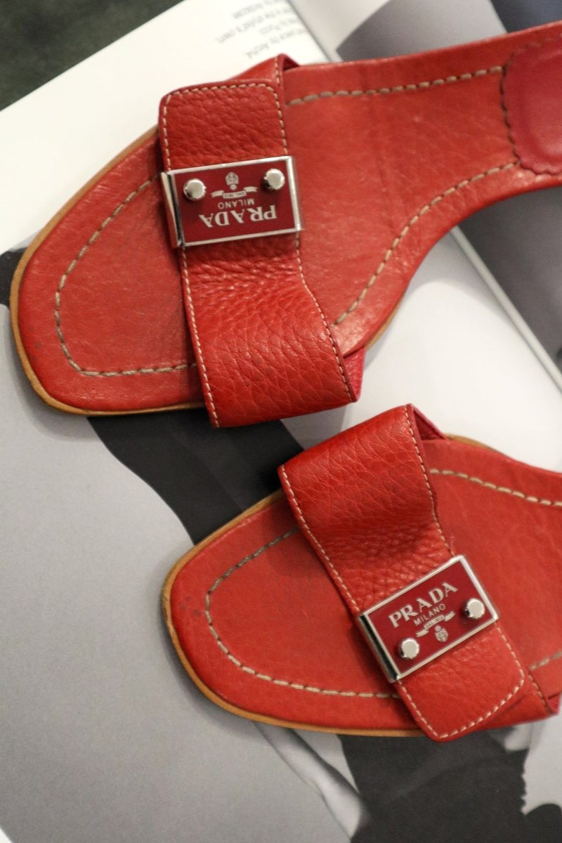 Designer vintage Prada shoes in kitten heels