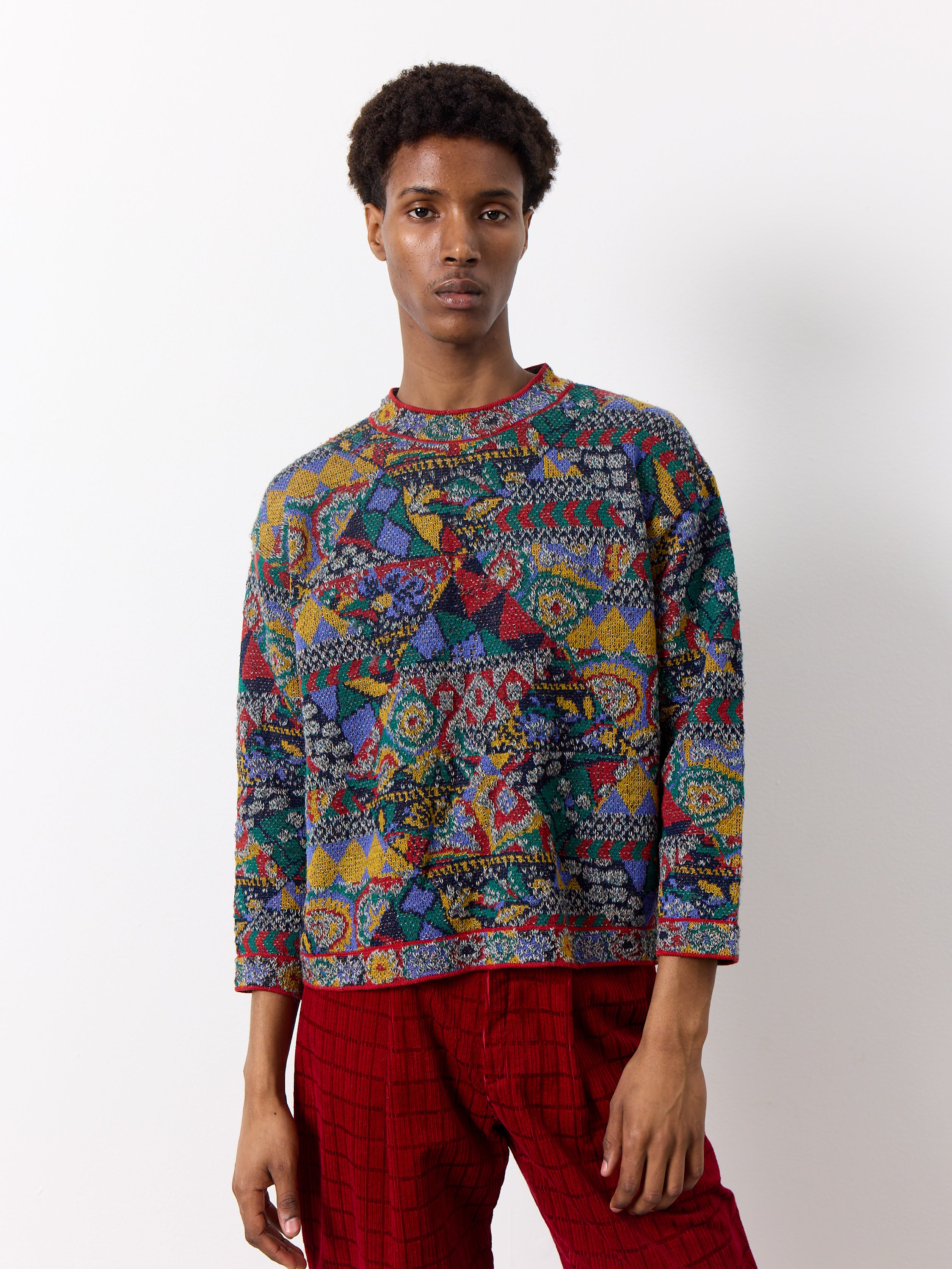 This carefully crafted Missoni knit print sweater features a timeless and striking design. With a round neck and soft knit construction, it effortlessly flatters the silhouette and runs slightly small.