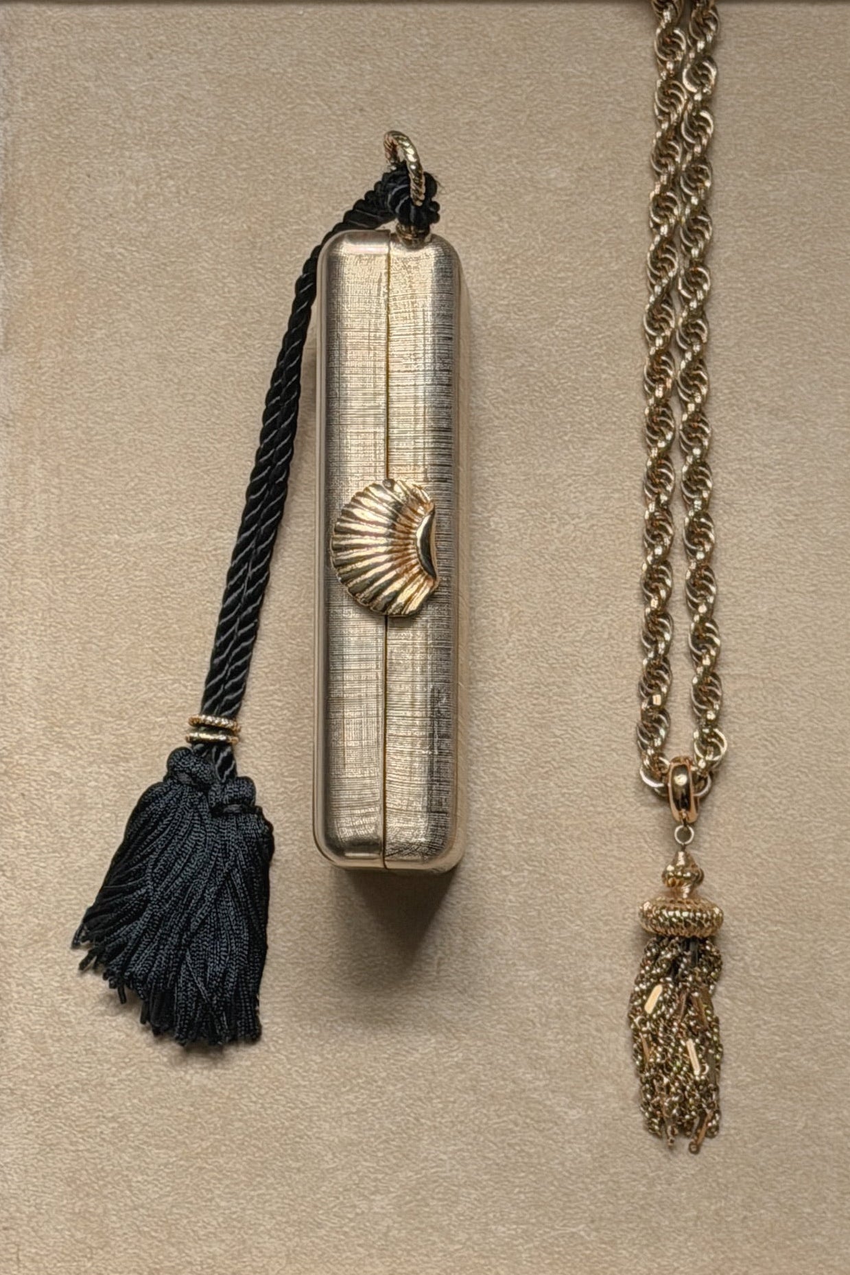 Elizabeth Arden Gold Plated Evening Clutch – Shell Clasp, WILDE Copenhagen