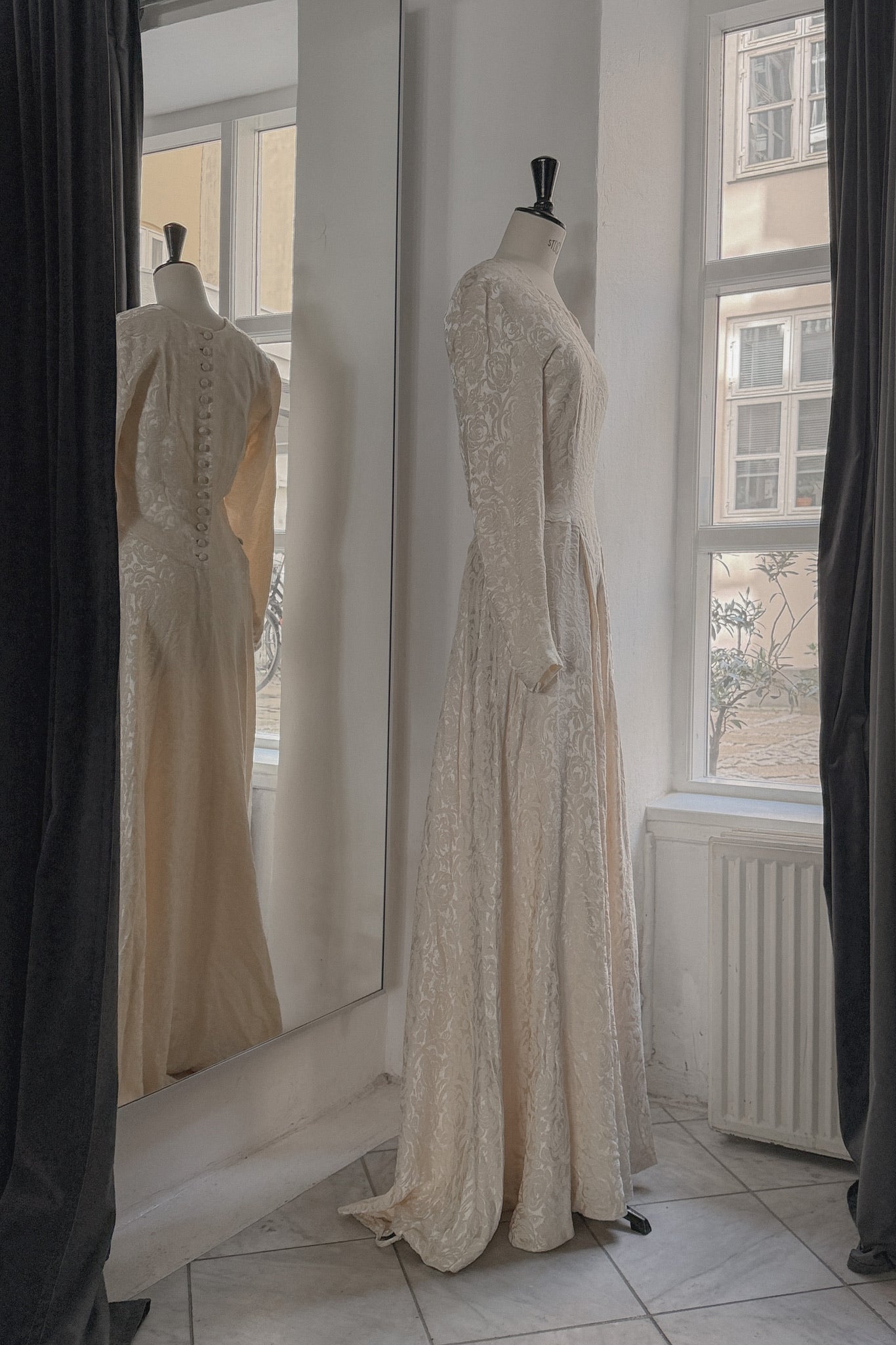Antique 1940s Silk Wedding Dress, WILDE Copenhagen