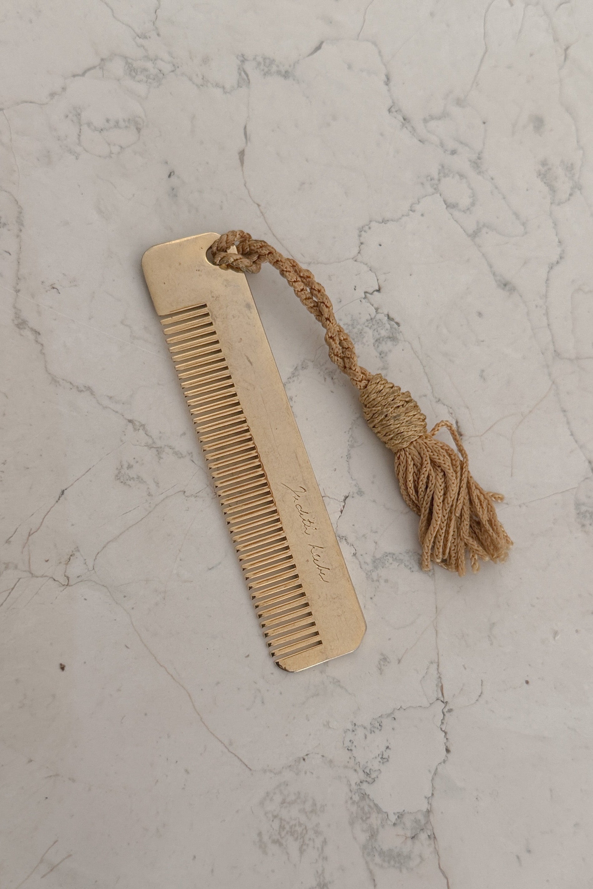 Judith Leiber Gold Tassel Hair Comb, WILDE Copenhagen