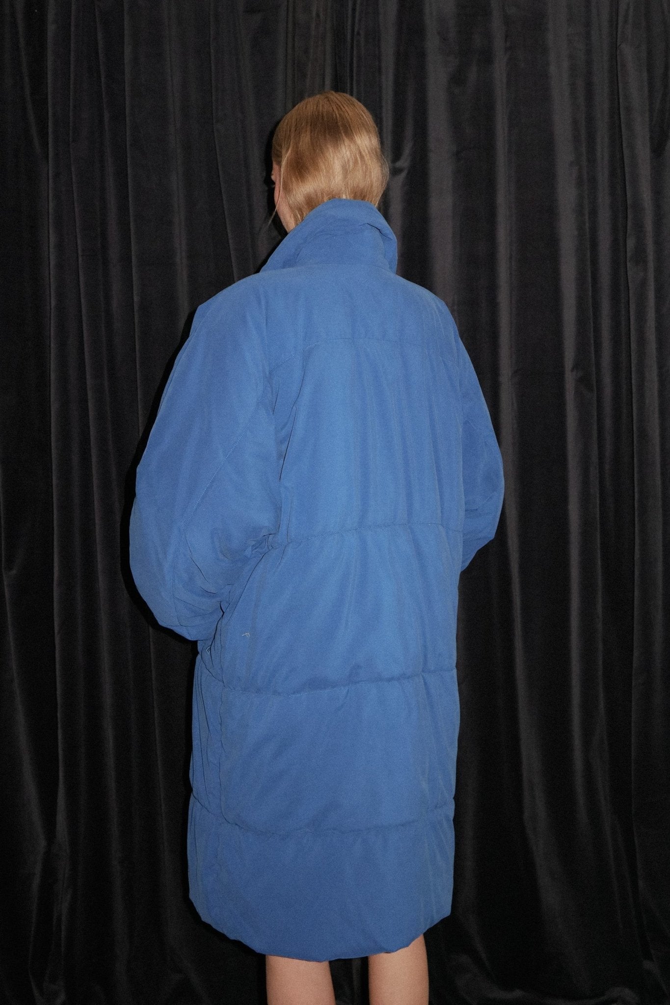 Blue puffer coat - WILDE