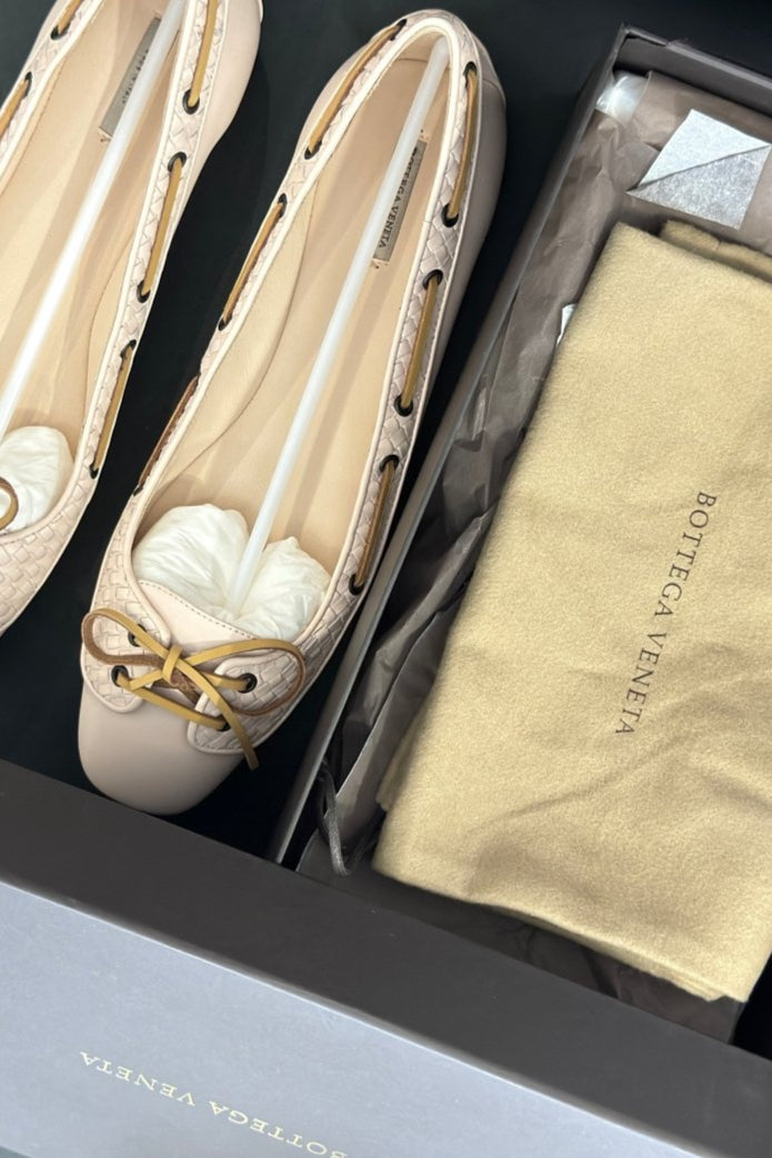 Bottega Veneta flats - WILDE