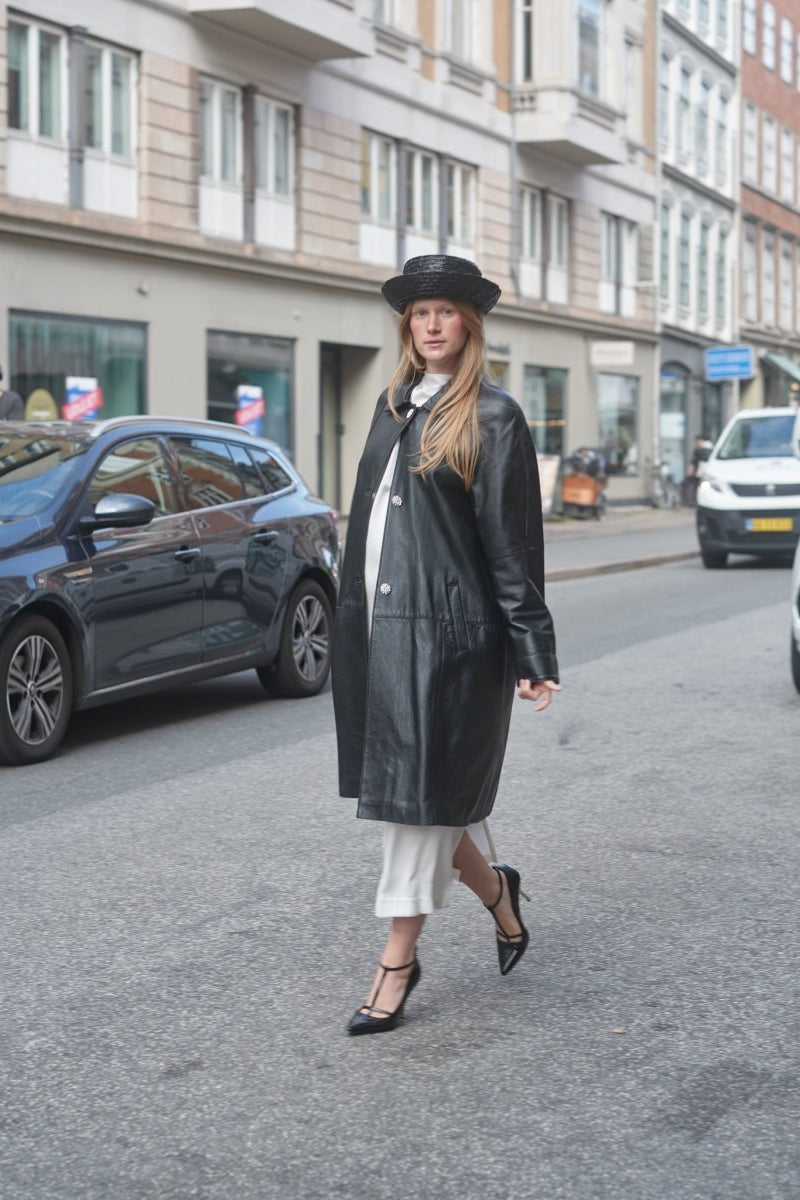 Christian Dior black hat - WILDE