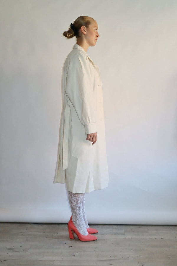 Minimalist white wool coat - WILDE