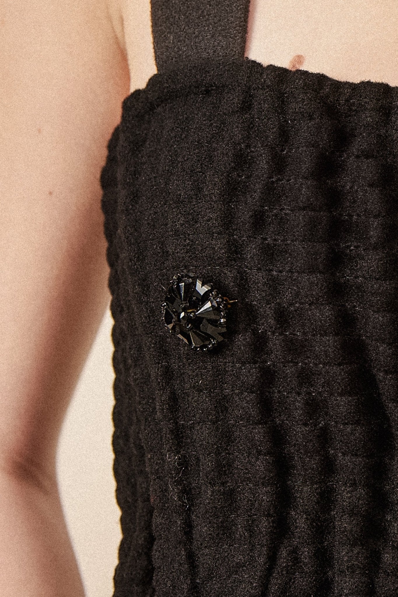 Victorian Mourning Brooch - WILDE