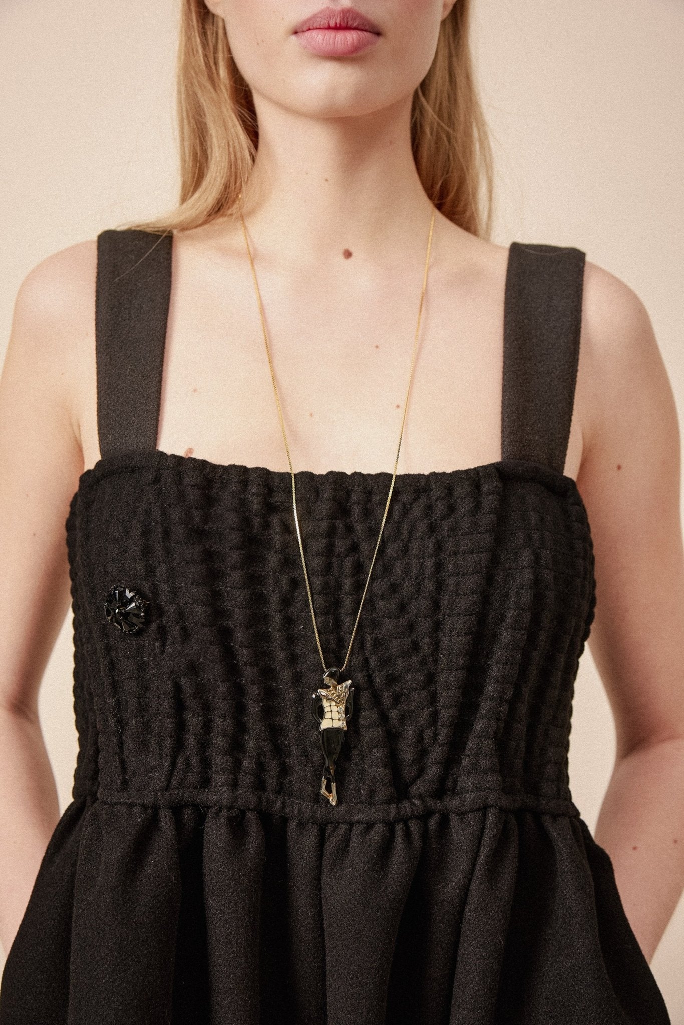 Vintage Figurine Pendant Necklace - WILDE