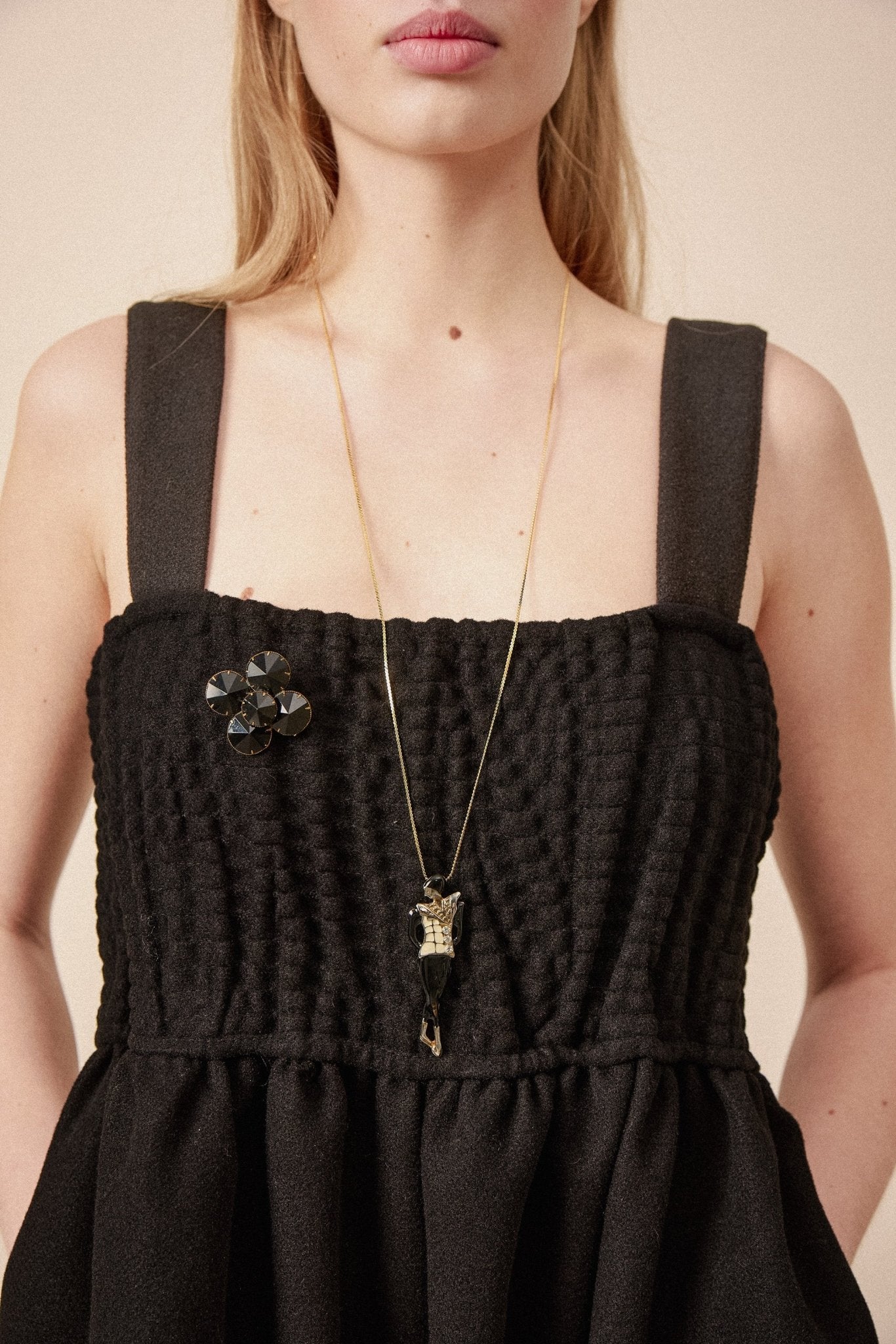 Vintage Figurine Pendant Necklace - WILDE