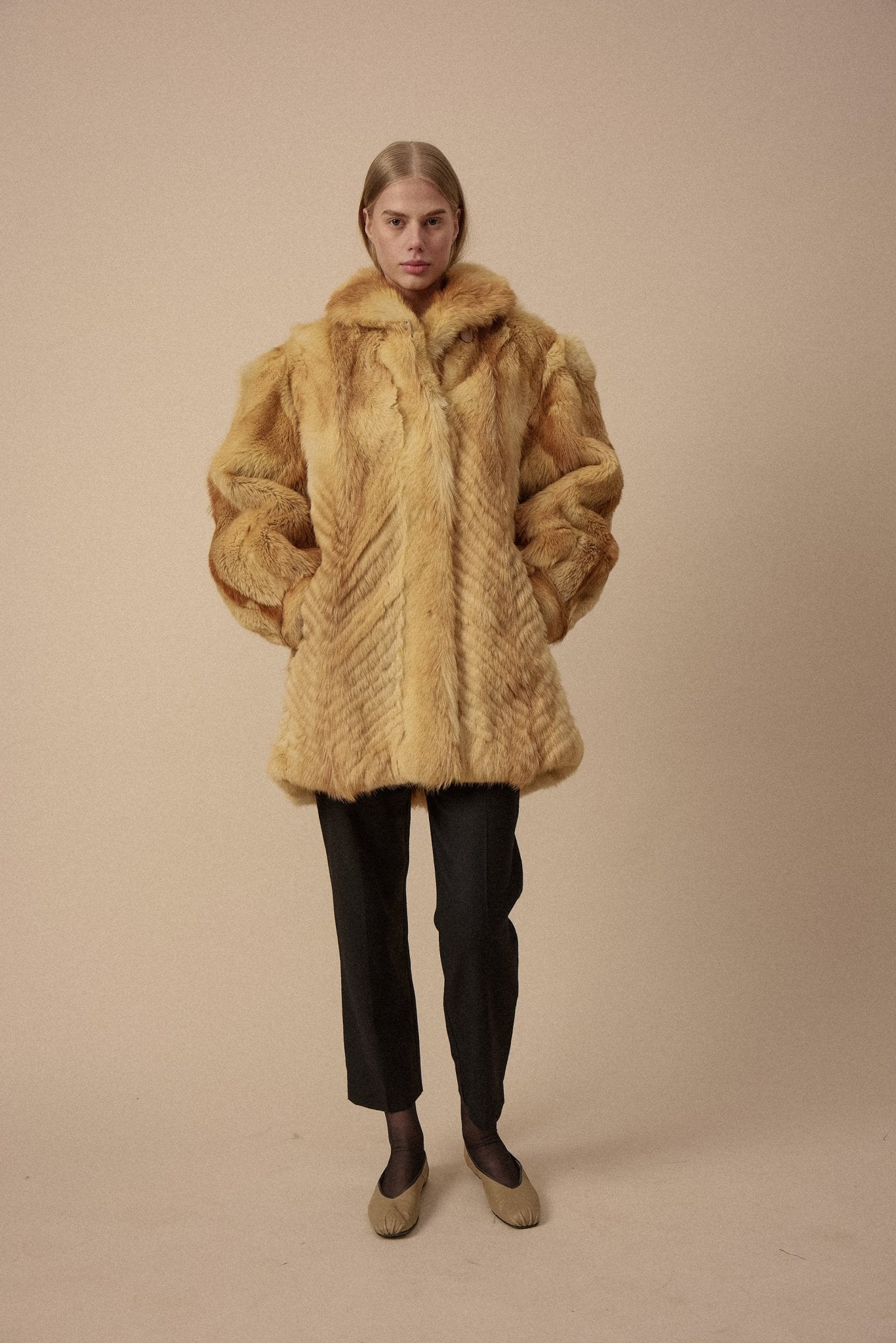 Vintage Fox Fur Coat - WILDE