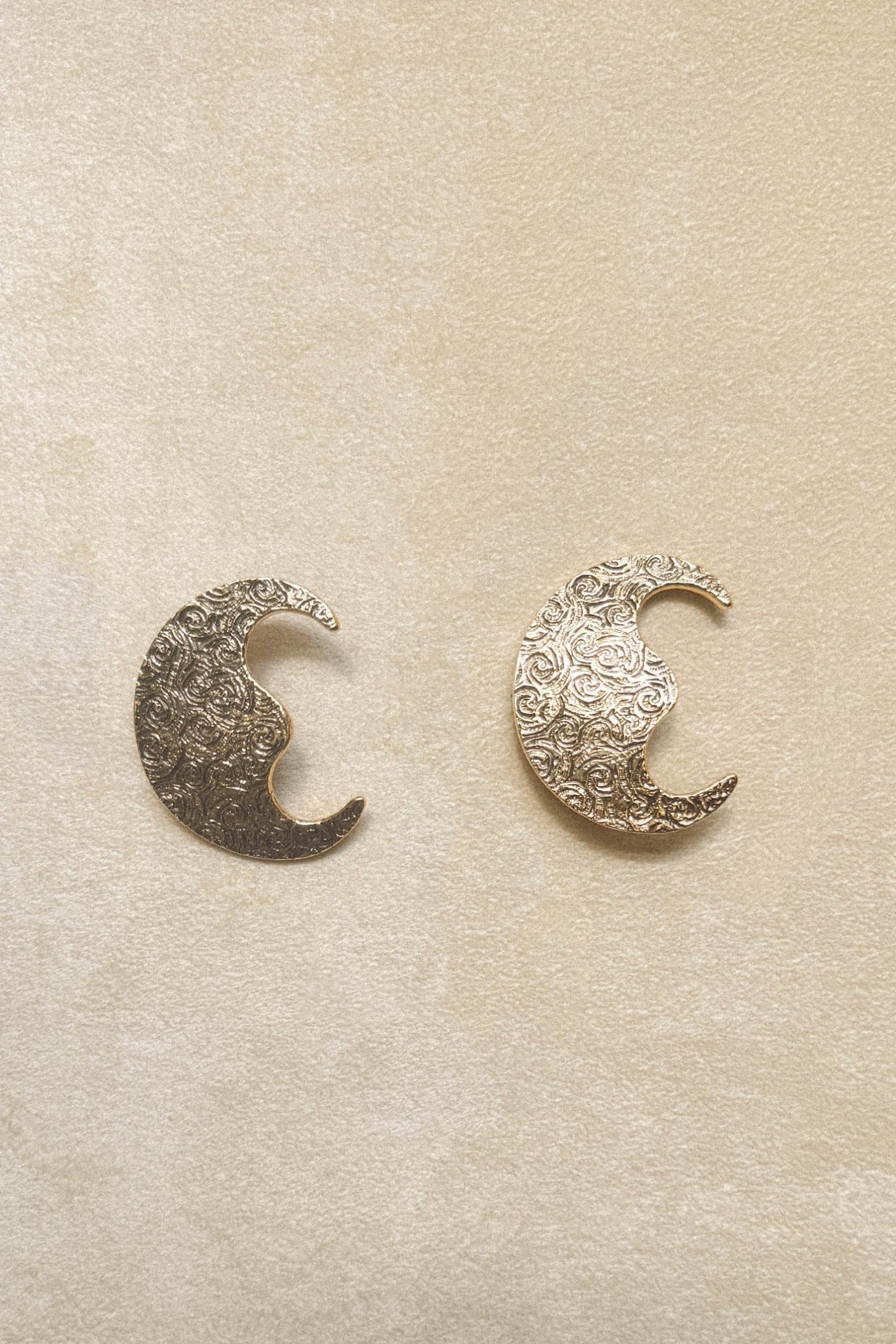 Yves Saint Laurent Earrings - WILDE