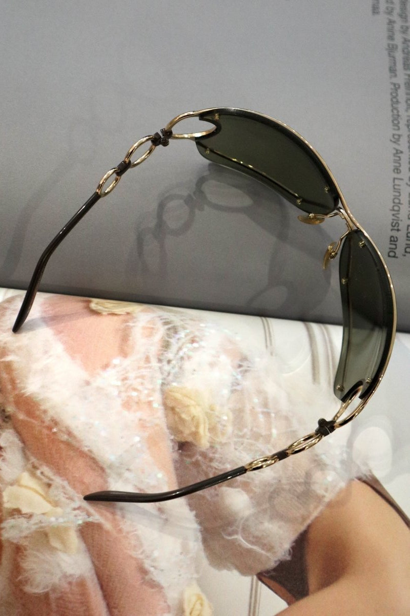 Yves Saint Laurent oversized sunglasses - WILDE