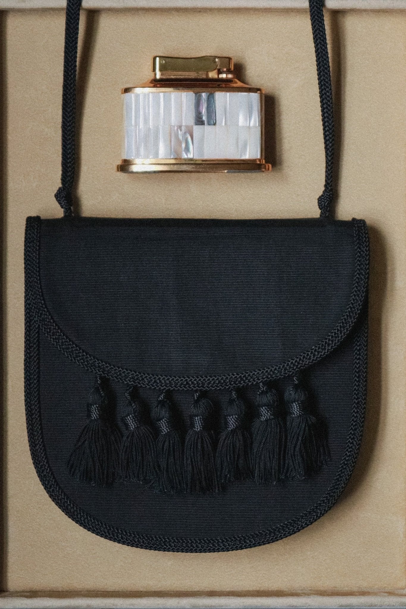 Yves Saint Laurent Tassels Handbag - WILDE