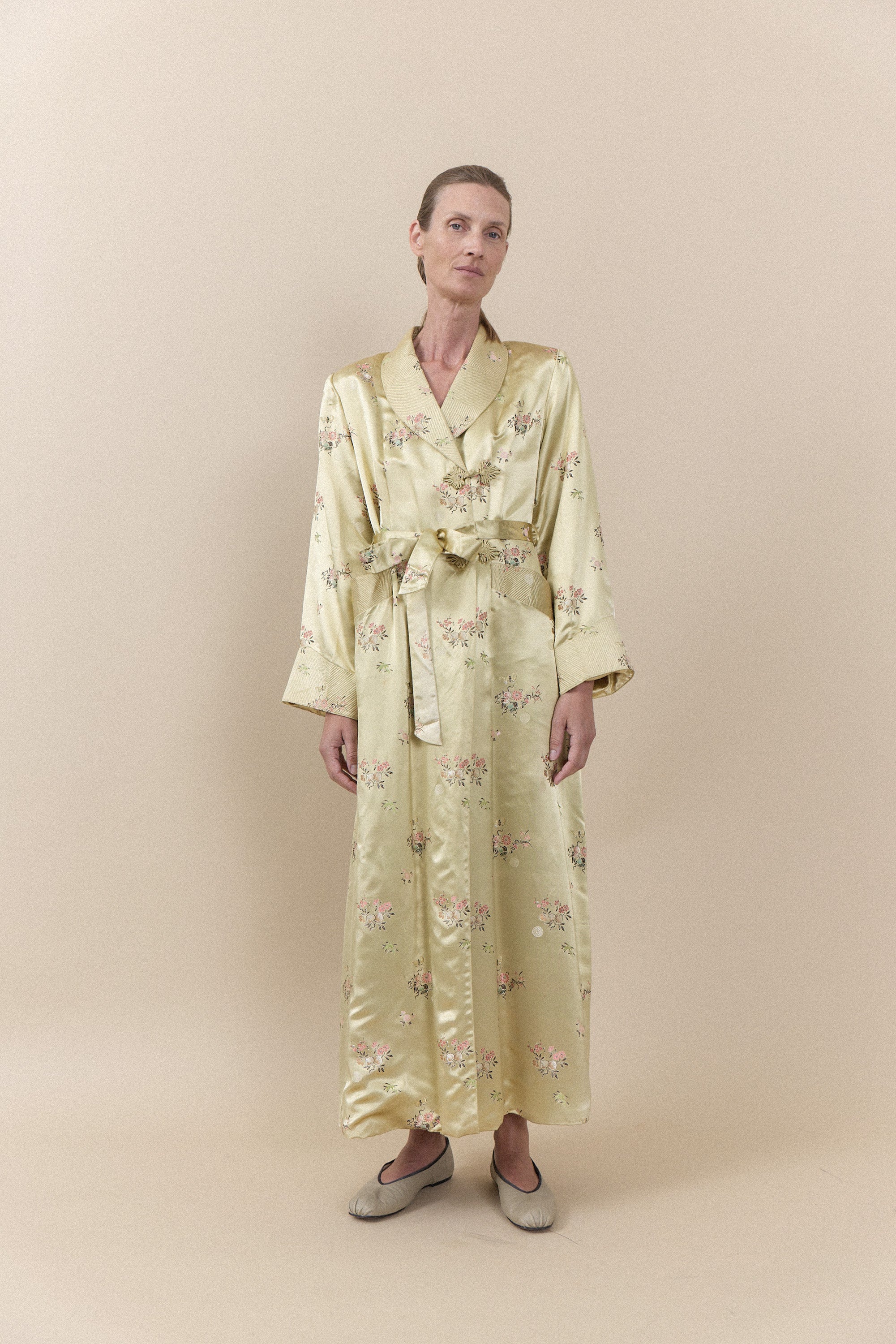 Vintage Gold Embroidered Silk Chinese Robe, WILDE Copenhagen