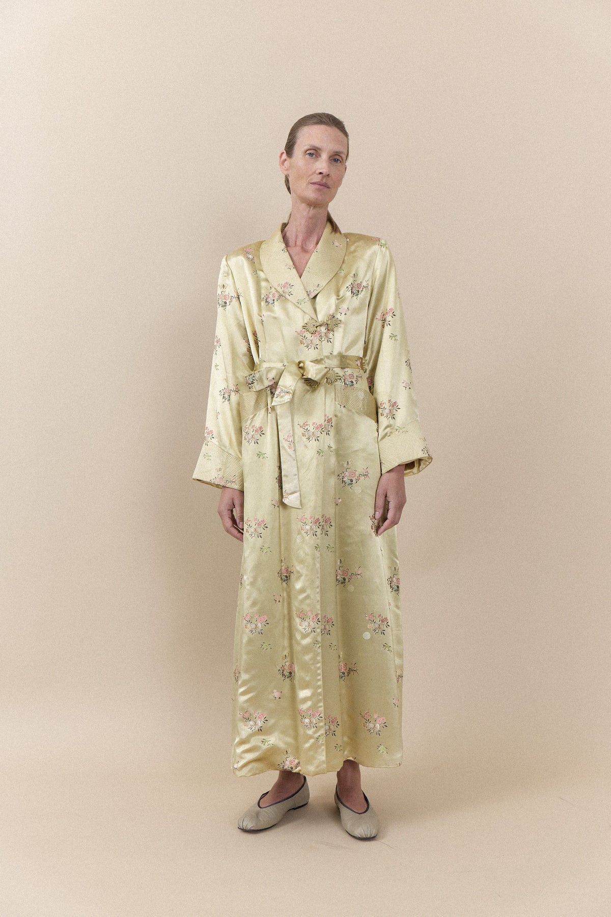 Vintage Gold Embroidered Silk Chinese Robe, WILDE Copenhagen