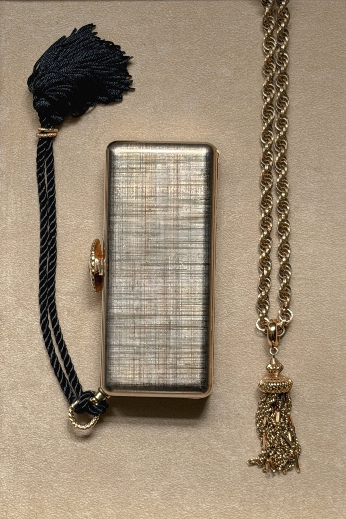 Elizabeth Arden Gold Plated Evening Clutch – Shell Clasp, WILDE Copenhagen