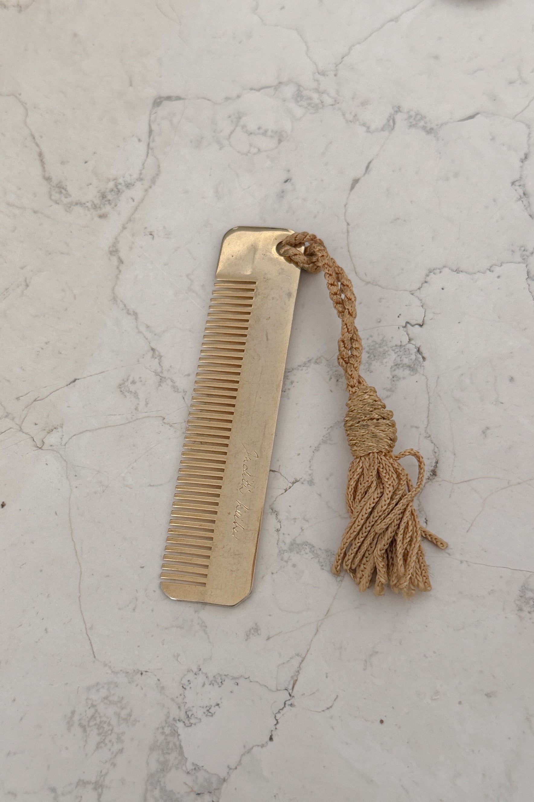 Judith Leiber Gold Tassel Hair Comb, WILDE Copenhagen