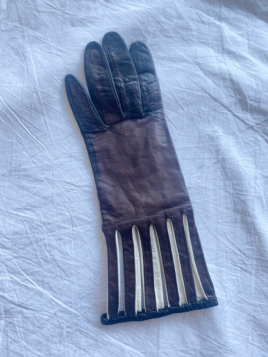 Antique Victorian brown leather gloves - WILDE