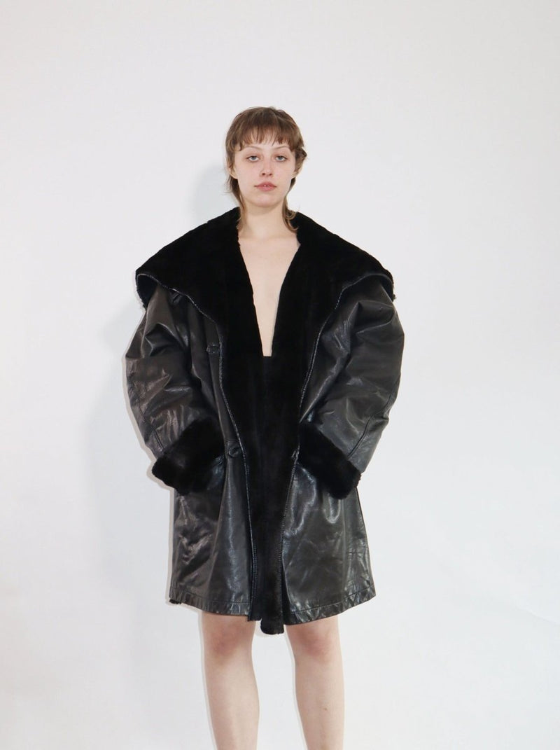 Black lambs leather fur coat - WILDE