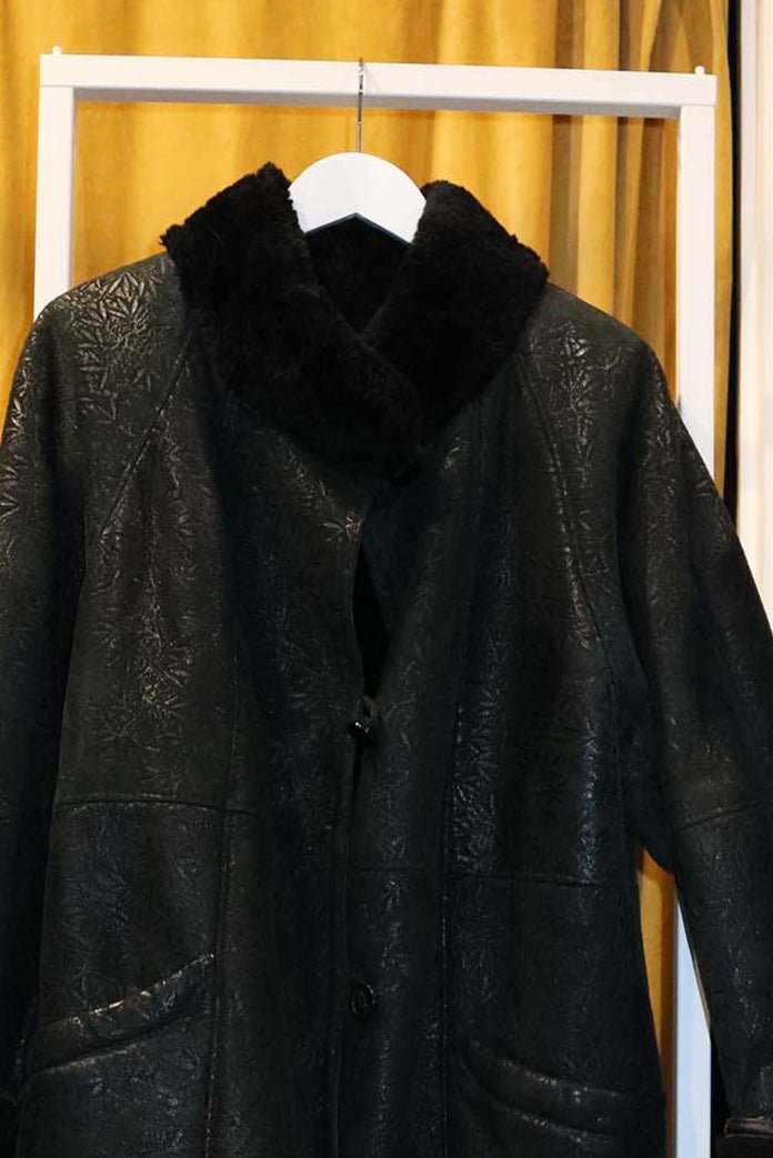 Black shearling coat - WILDE