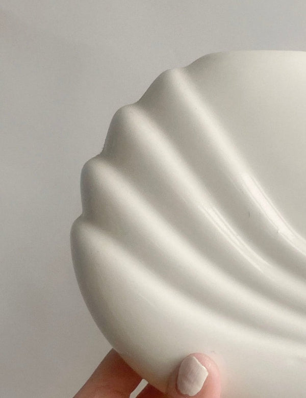 Ceramic white stripe vase - WILDE