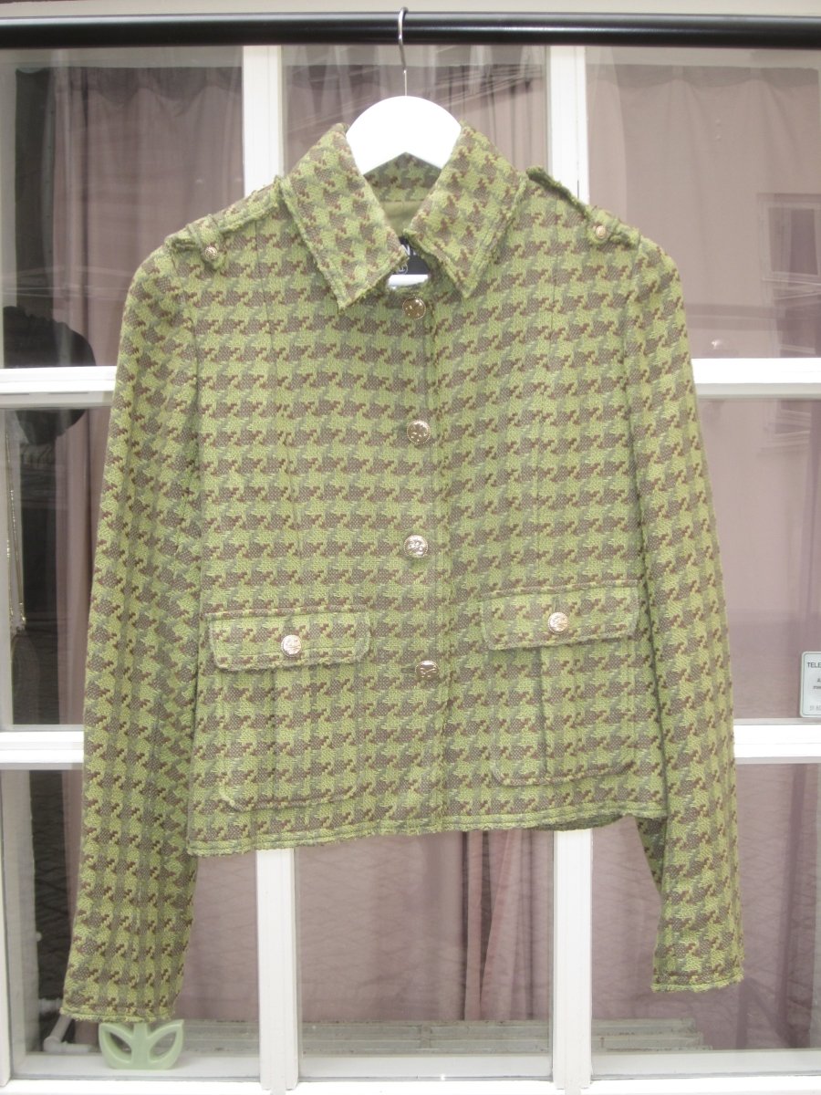 Chanel green jacket - WILDE