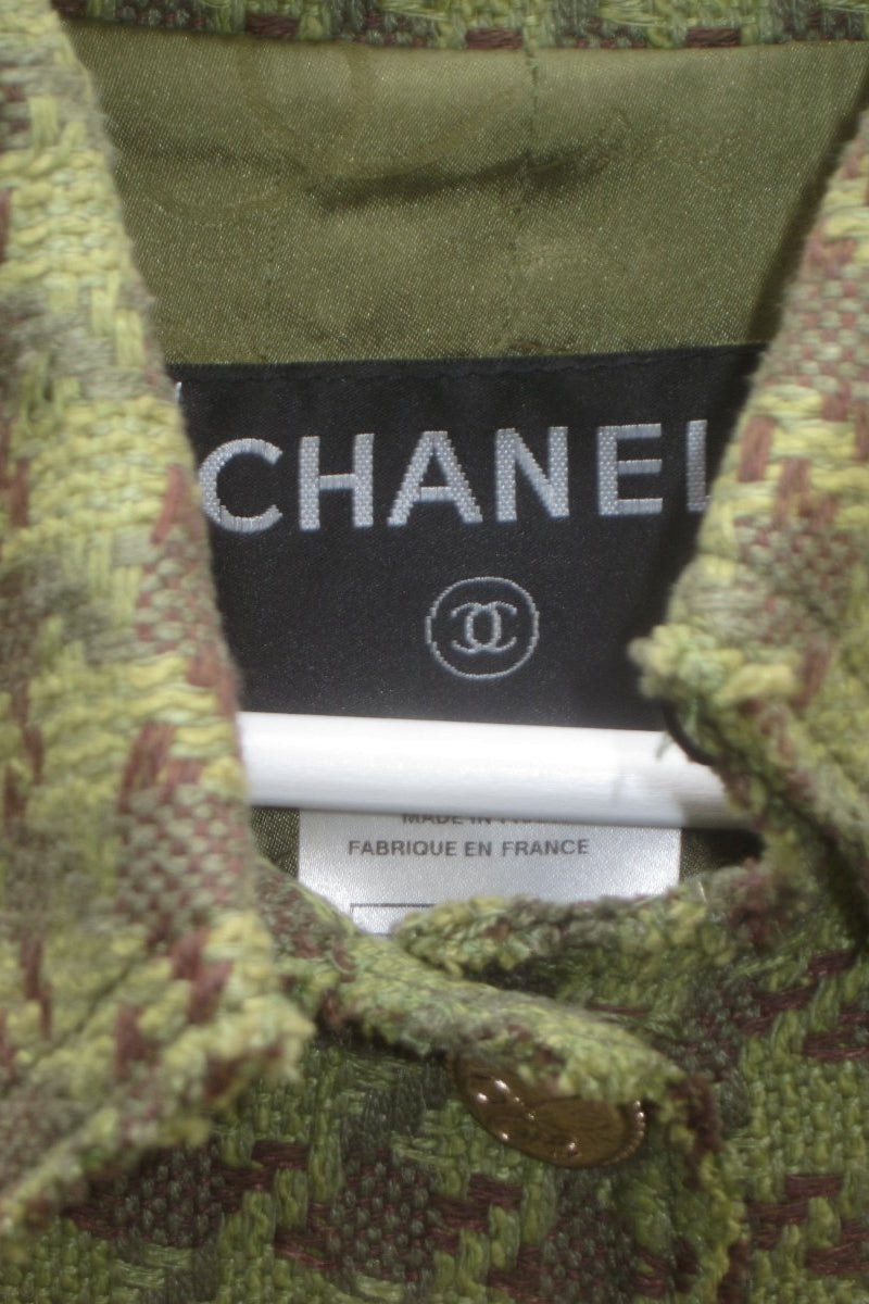 Chanel green jacket - WILDE