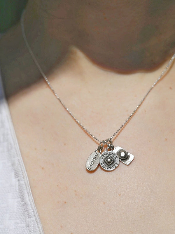 Chanel silver pendants - WILDE
