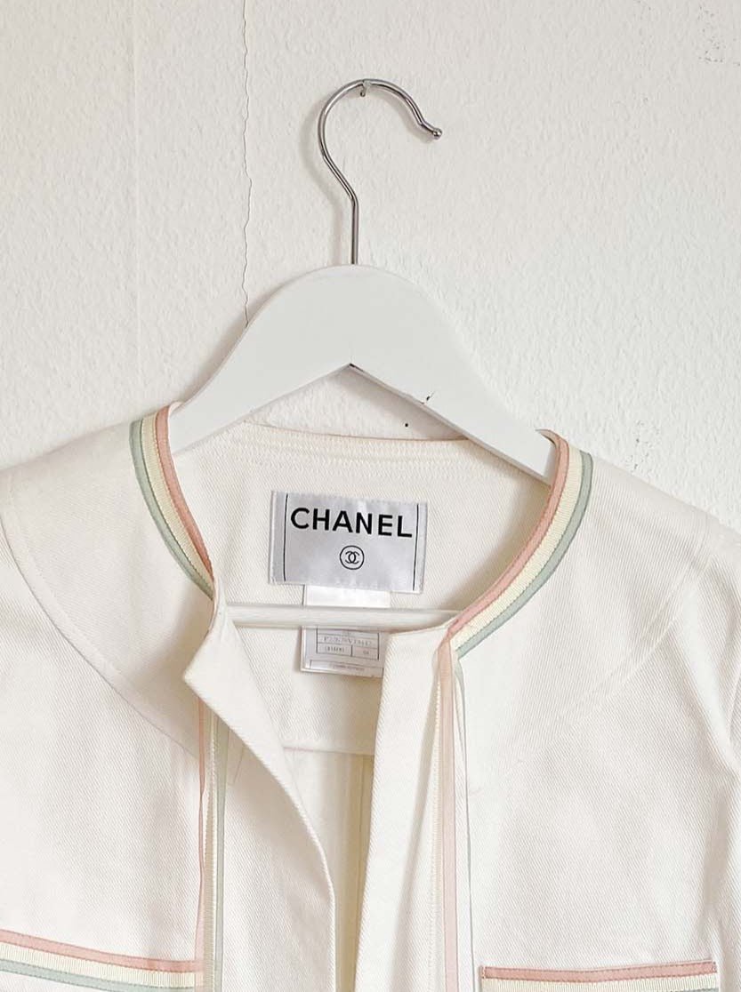 Chanel white blazer - WILDE
