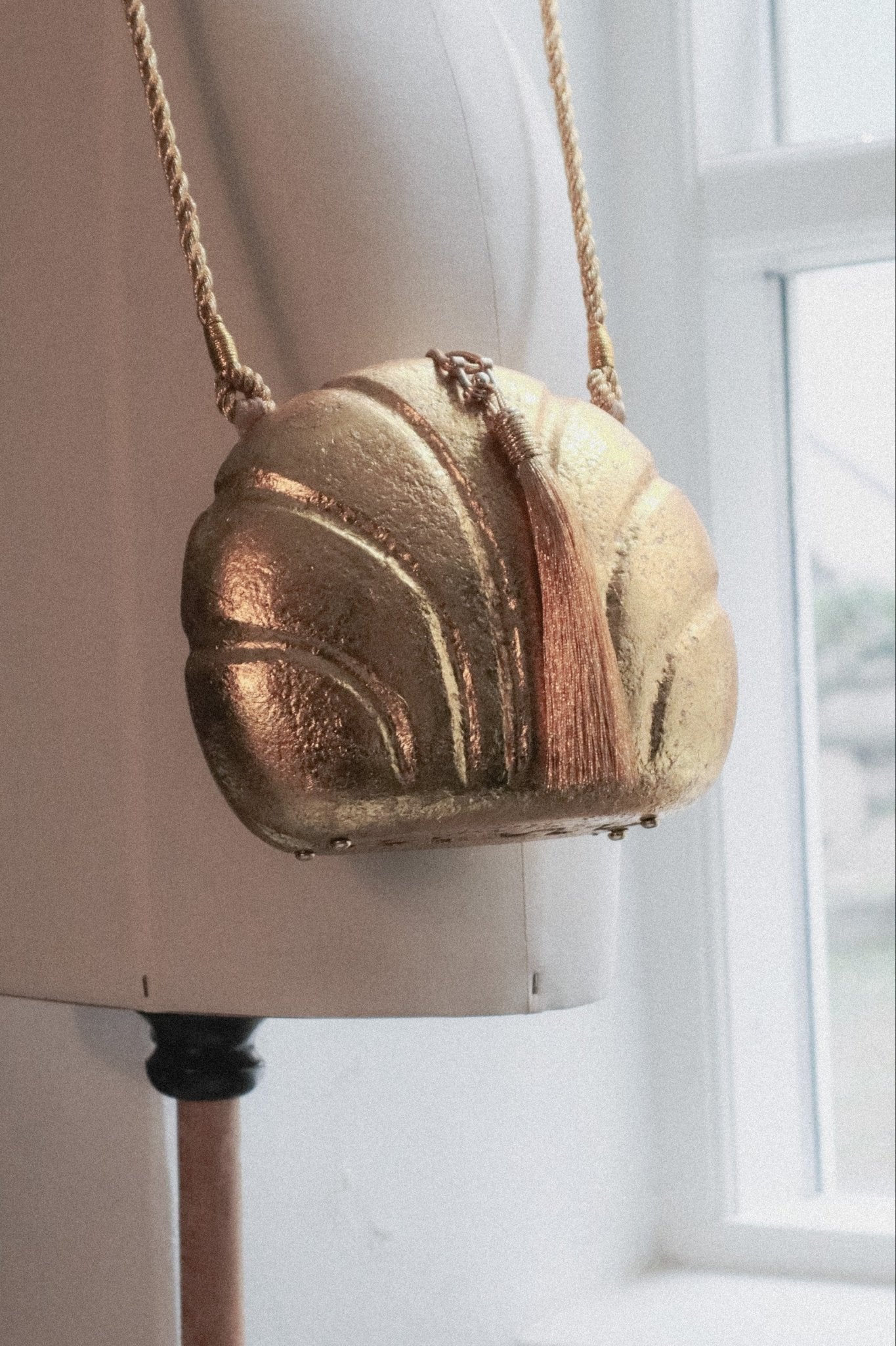 Gold Tassel Shell Handbag - WILDE