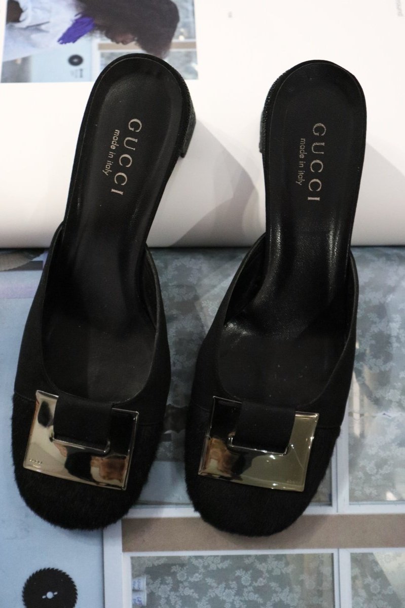 Gucci black mules - WILDE