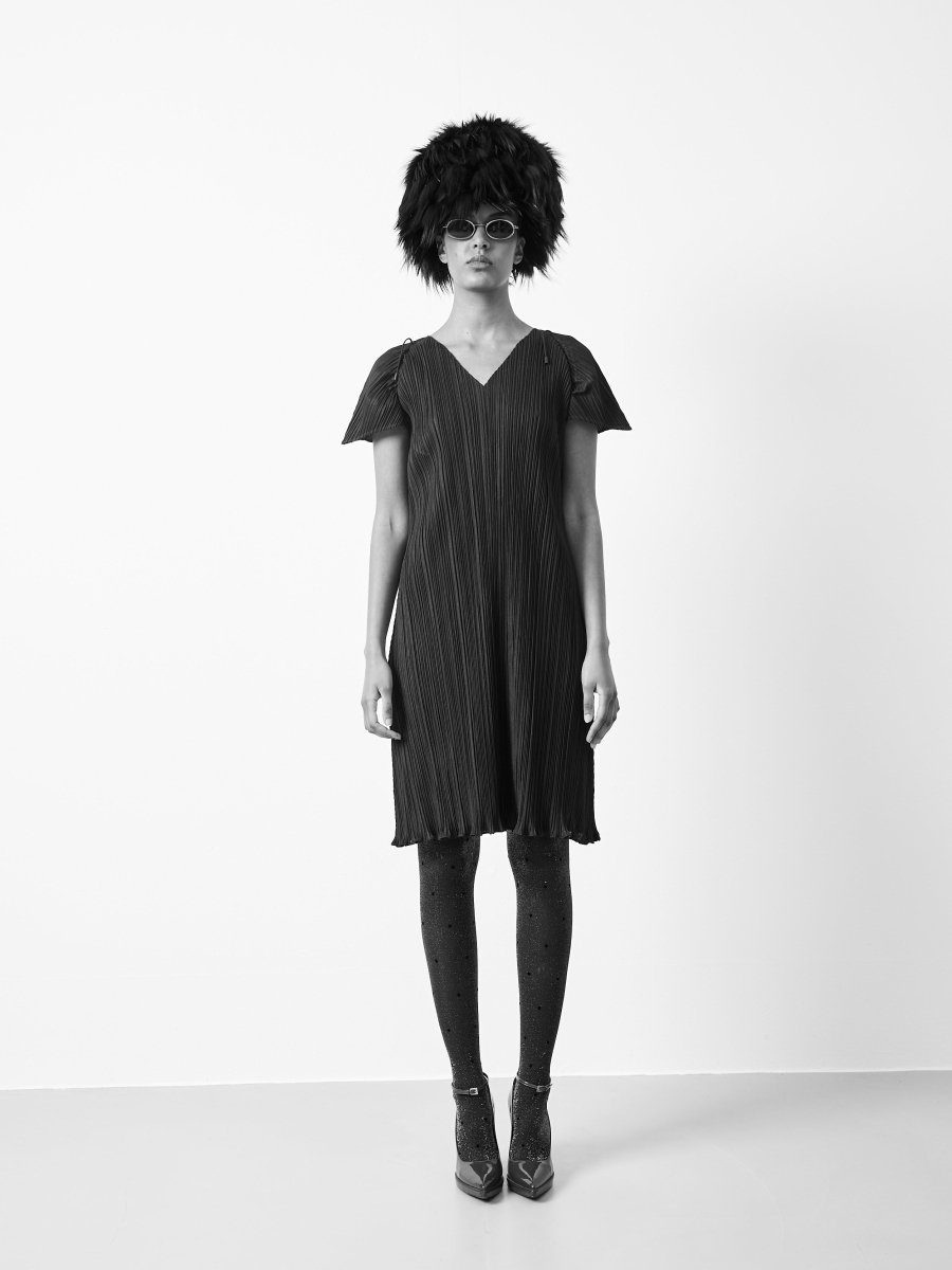 Issey Miyake black pleat dress - WILDE