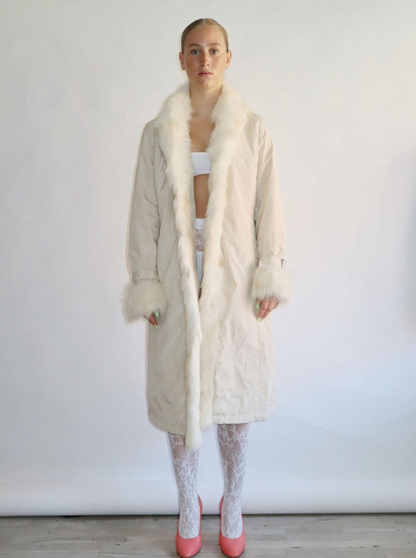 Minimalist fur trim coat - WILDE