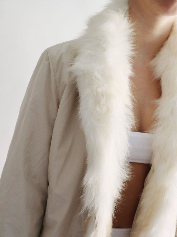Minimalist fur trim coat - WILDE