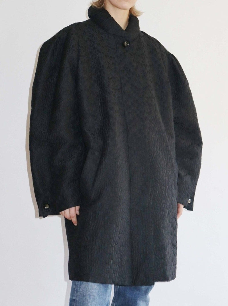 Puff sleeve black cocoon coat - WILDE