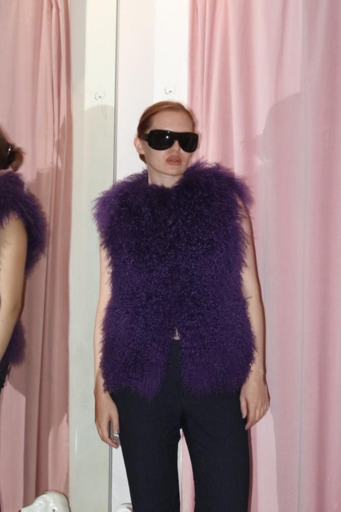 Purple Mongolian fur gilet - WILDE