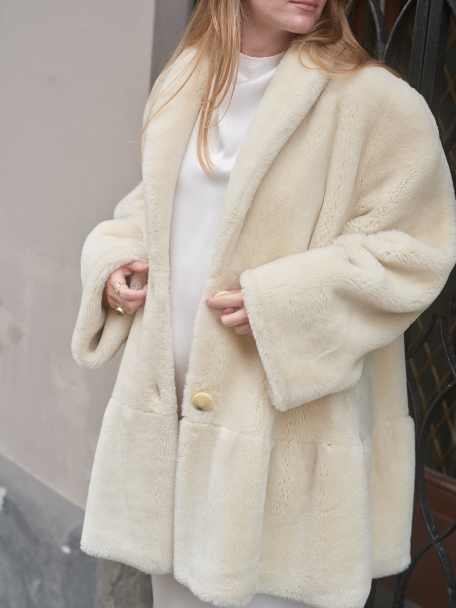 White faux fur coat - WILDE