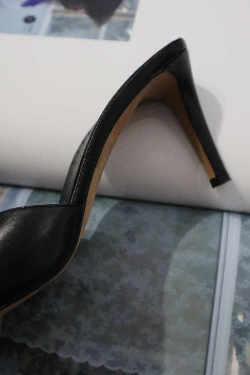 Yves Saint Laurent zip heels - WILDE