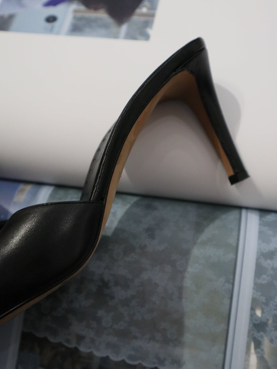 Yves Saint Laurent zip heels - WILDE